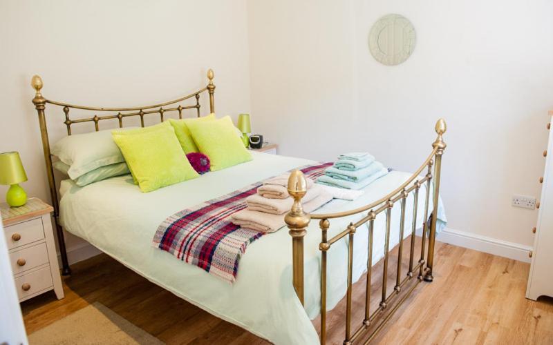 The Retreat, Own Hot Tub, Romantic Escape, Near Lyme Regis Kültér fotó